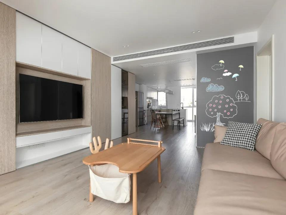110㎡樹(shù)屋親子宅，定制收納柜，空間多到用不完！